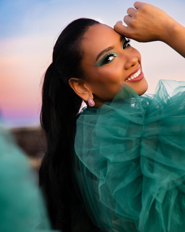 Smooth Slay All Day: Human Hair Drawstring Ponytail Summer Tips